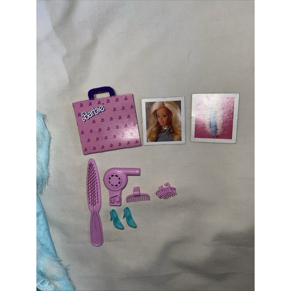VTG 1985 Magic Moves Barbie Works! Philippines Many Accessories Shoes Etc - Picture 9 of 12